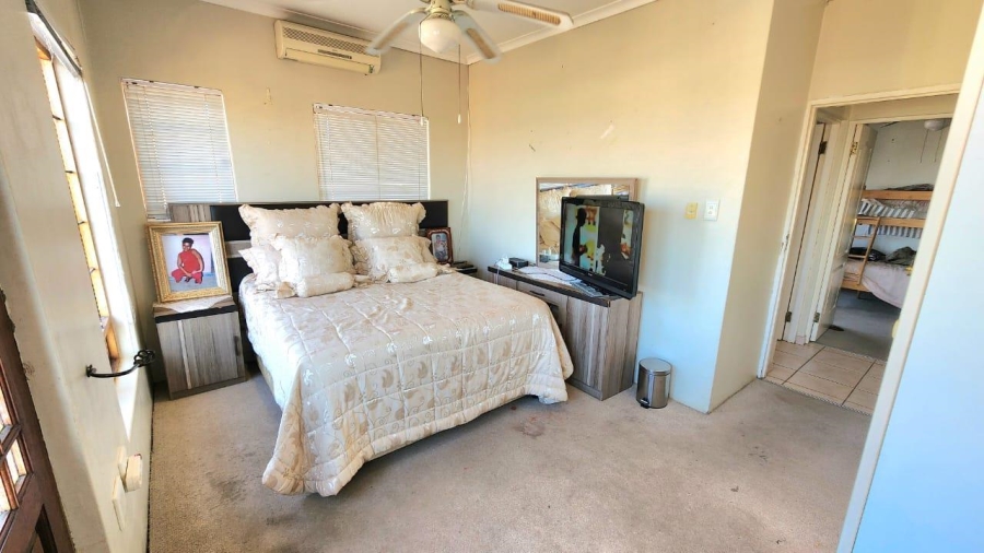 4 Bedroom Property for Sale in Cashan North West